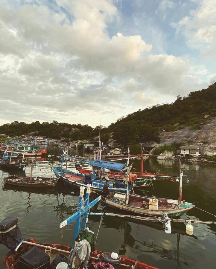 Ploy Villa Hua Hin Bagian luar foto